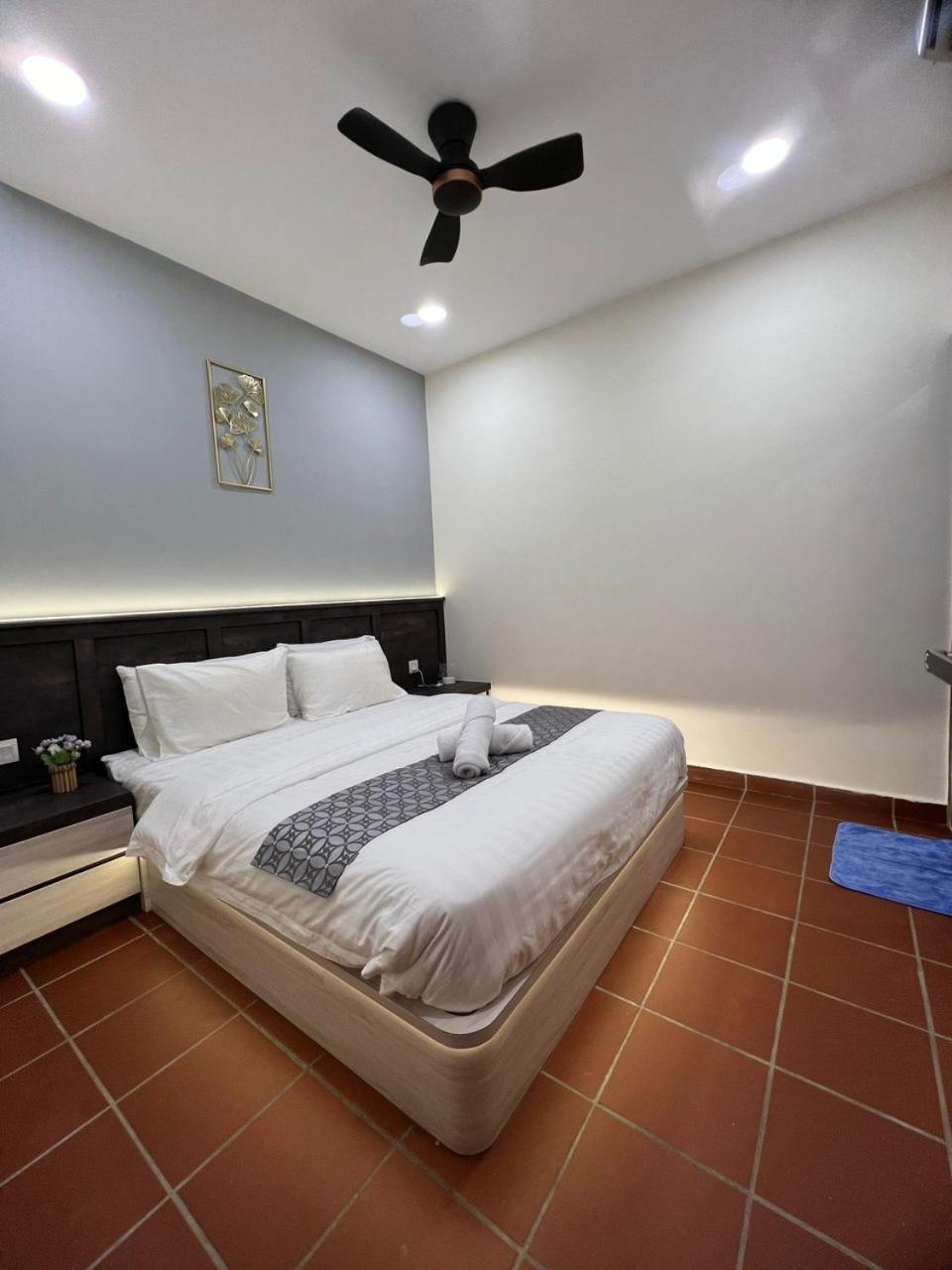 Villa New! 1Min To Jonkerstreet Melaka Loft 4Br 11 Pax Extérieur photo